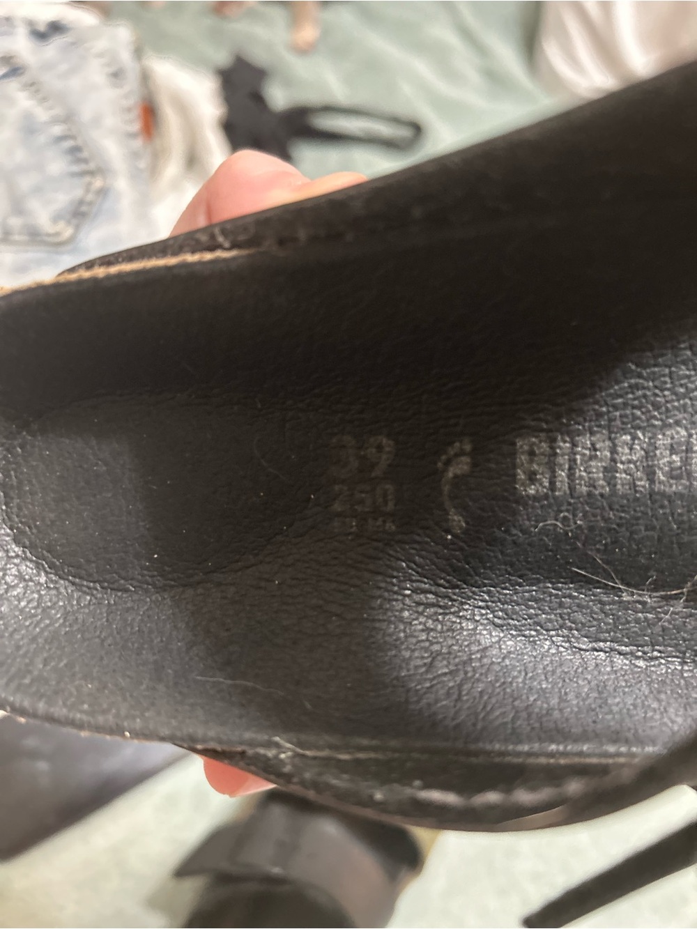 Shoe Subcategory Identification - Picture 5 of 5
